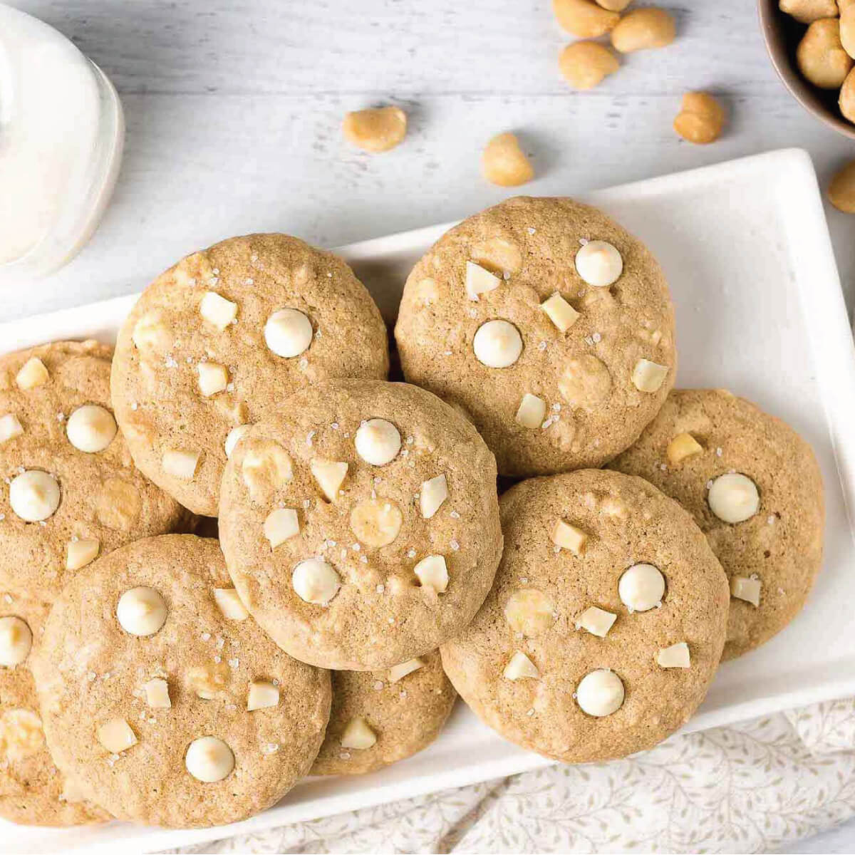 Recipe: White Chocolate Macadamia Cookies - Creativity Med